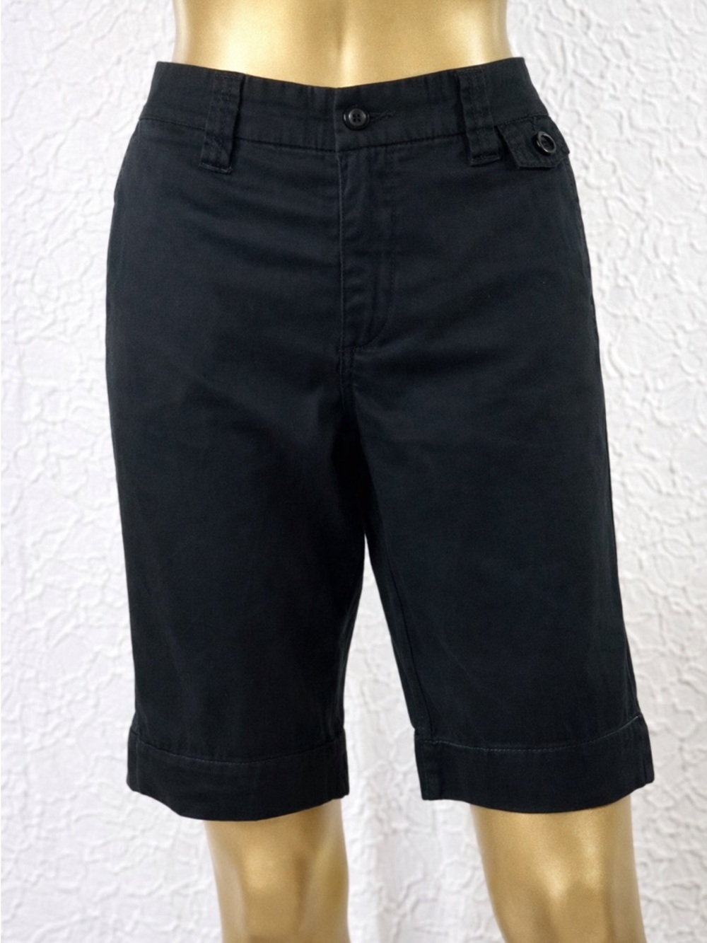 🖤 vintage Z. Cavaricci Black Bermuda Shorts – Size 4 🖤